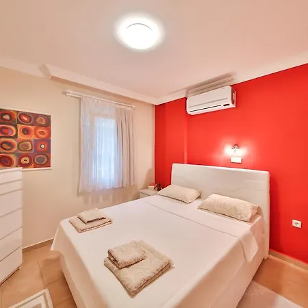 Berna's Apartman *